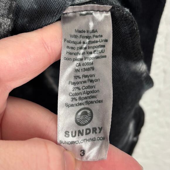 Sundry Tie-Dye Saturday Pull-On Skirt Size Large - Picture 5 of 5